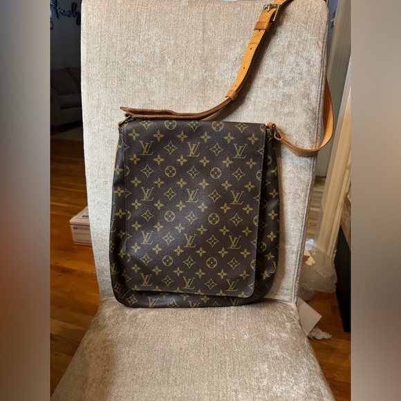 Louis Vuitton Musette Salsa Bag - EUC!!! - Picture 1 of 14